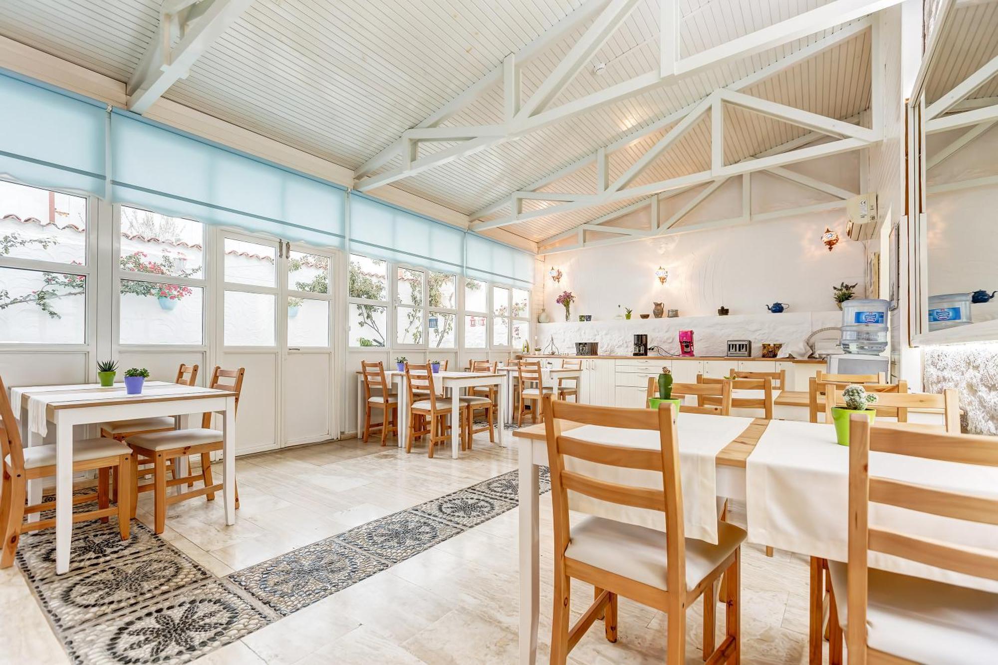 אלאקאטי Beyazhan Hotel מראה חיצוני תמונה